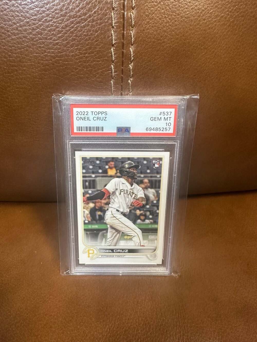 2022 Topps Oneil Cruz Rookie Card #537 PSA 10 Gem Mint